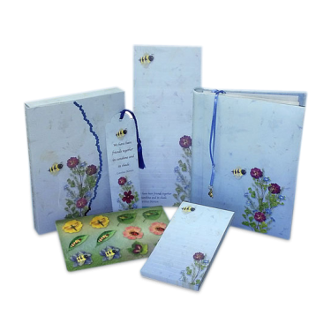 Deluxe Bumble Bee Stationery Gift Set